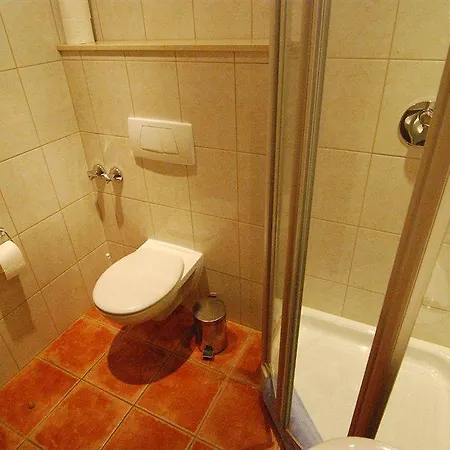 Verona Apartahotel 3*